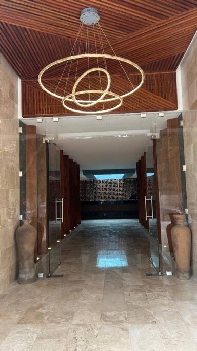 Loft, Gym, Pool, Internet Zama Apartment *